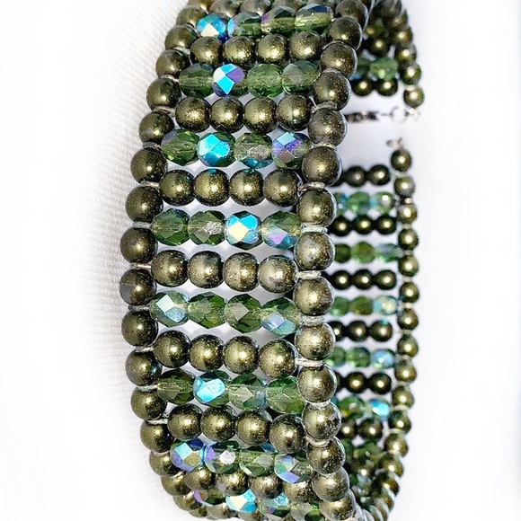 Green pearl & crystal wide choker necklace - Picture 4 of 7